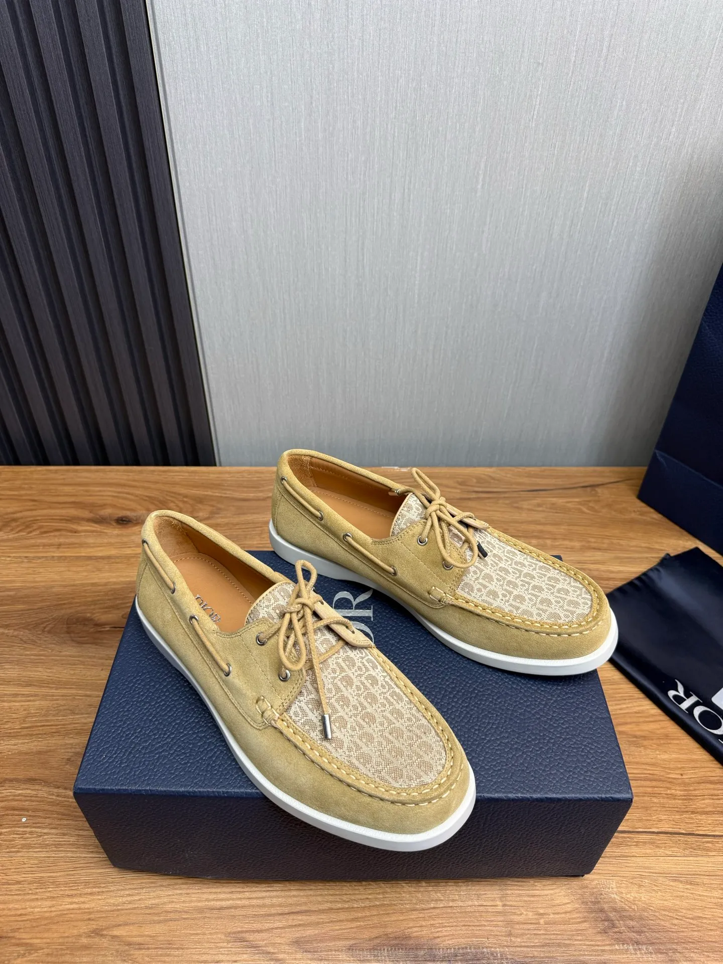 Men's shoes 💰560💰 [Dior Dior] Men's official website hot sale 🔥Imported frosted cowhide + cowhide lining. Original rubber wear-resistant outsole. High quality shipment ⬆️Code number 38-44, (45 customized)